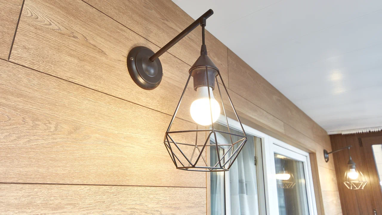 Отделка балконов под ключ в Мытищах